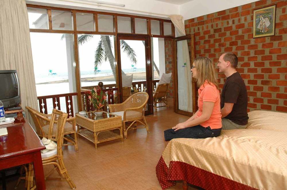 Beach And Lake Ayurvedic Resort, Kovalam Exterior foto